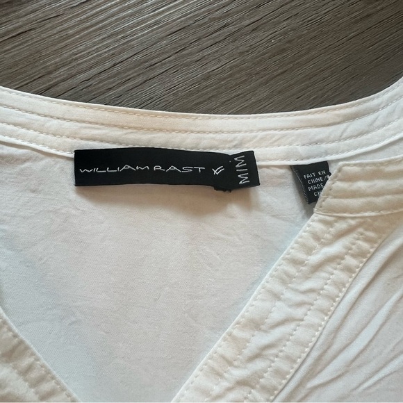 🔥SALE - any 4/$20. William Rast Blouse - Picture 2 of 5